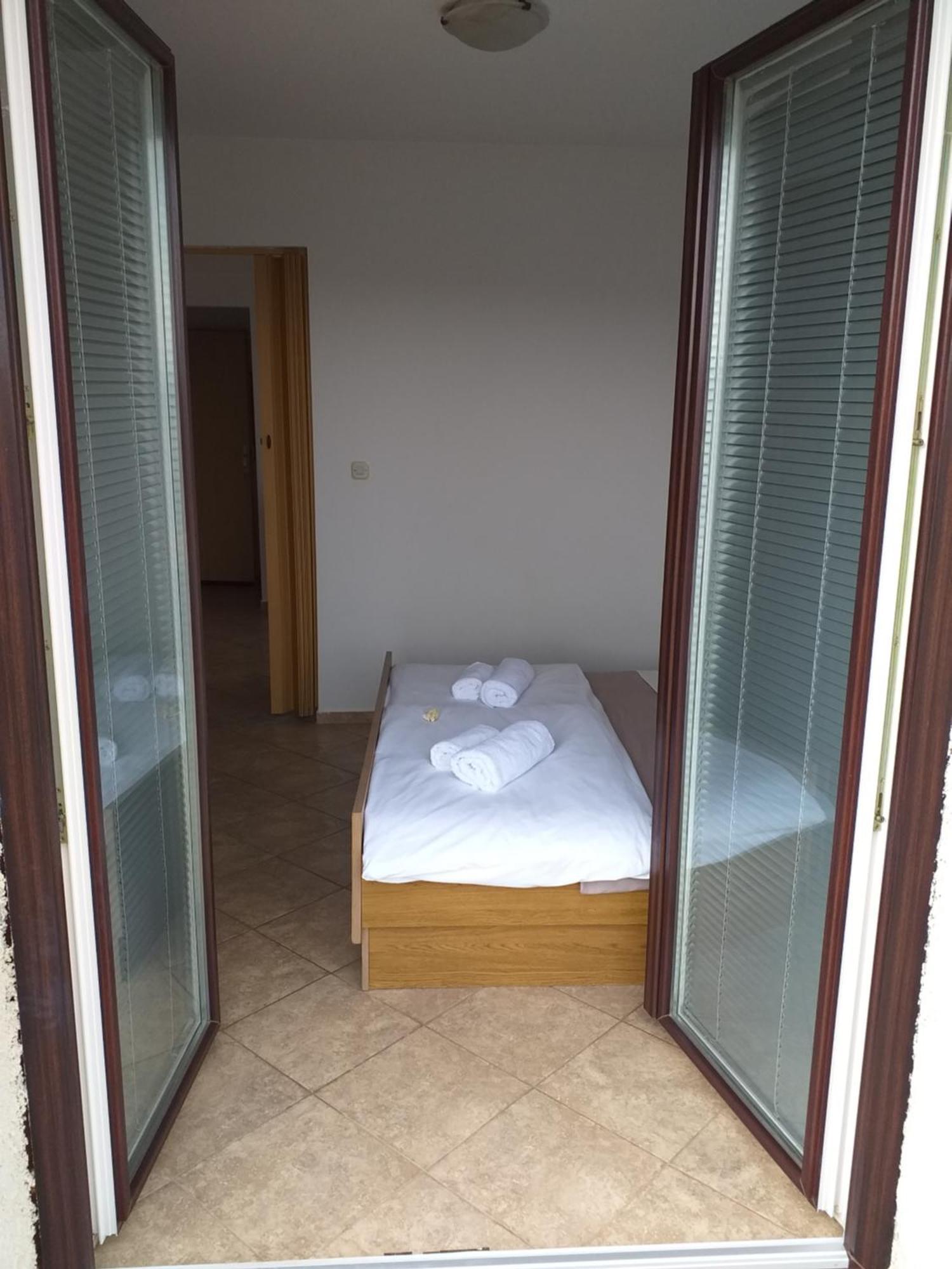 מאלינסקה Apartments I-P מראה חיצוני תמונה