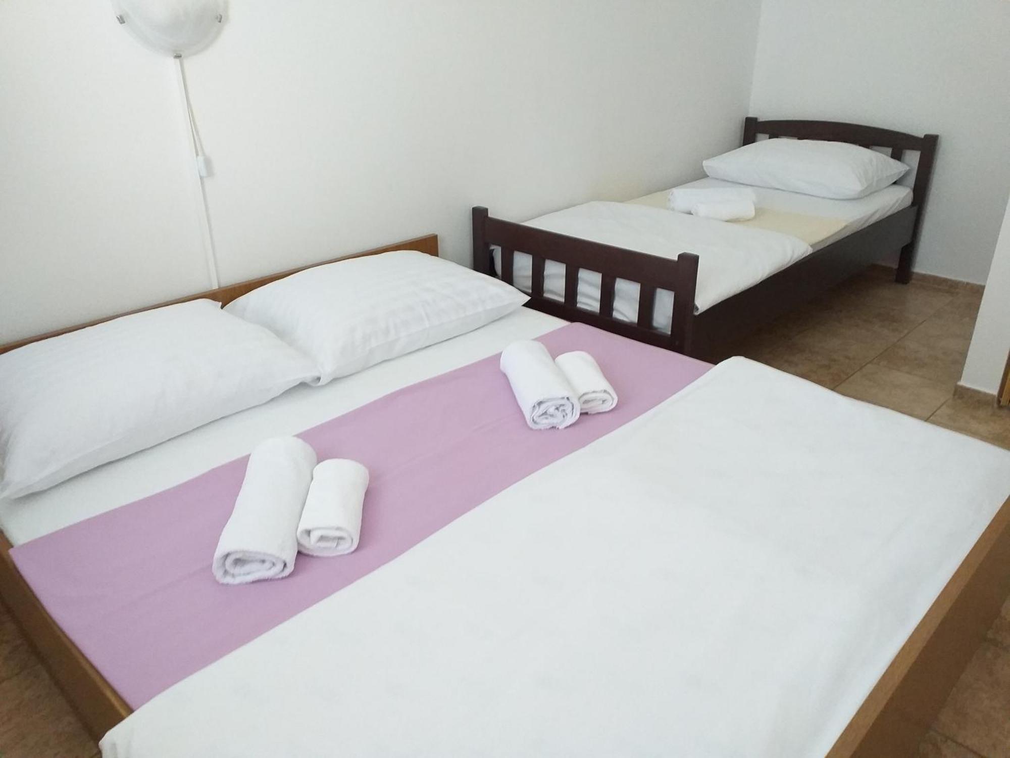 מאלינסקה Apartments I-P מראה חיצוני תמונה
